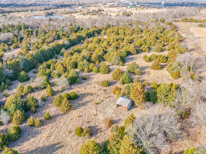 More Photos Of 3595 E State Highway 9, Norman Industrial For Sale