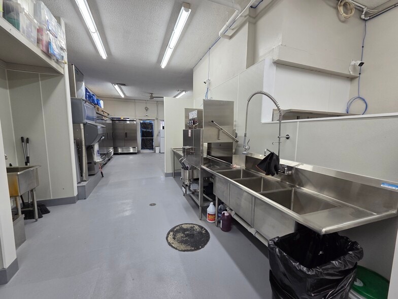 More Photos Of 215-225 N Main St, Mount Angel Freestanding For Sale