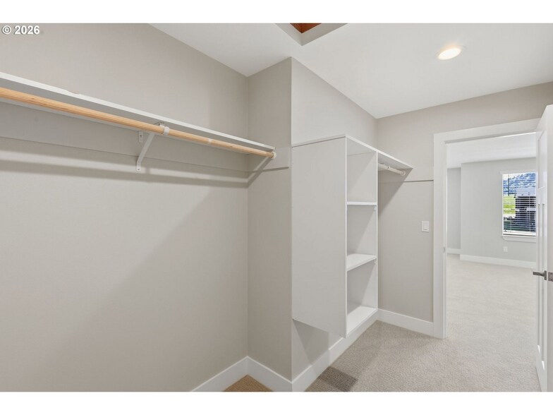 More Photos Of 4011 SW Royal Ave, Gresham Specialty For Sale