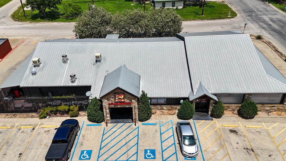 More Photos Of 215 NE 27th Ave, Mineral Wells Restaurant For Sale
