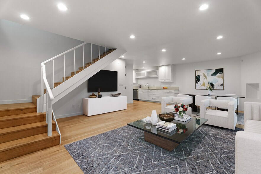 More Photos Of 22 28th Ave, Venice Apartments For Sale