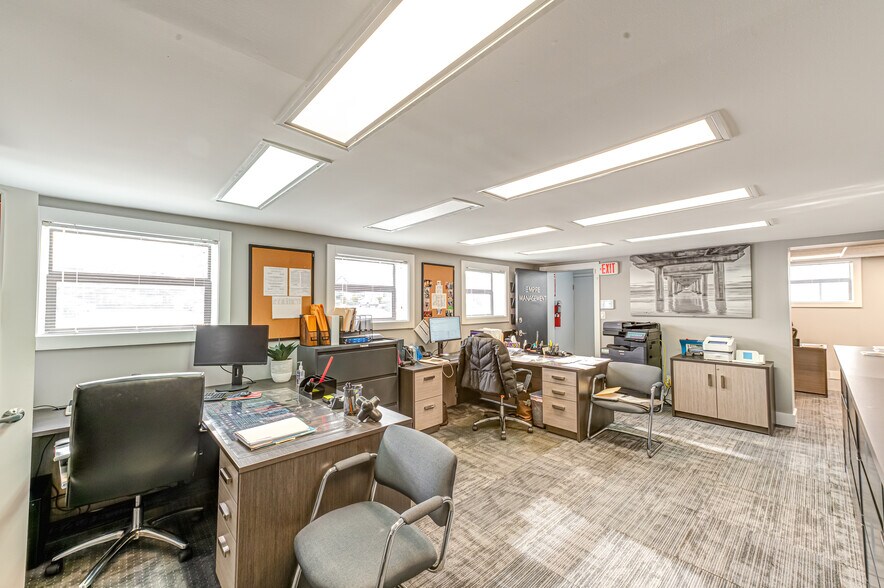More Photos Of 57 Old Country Rd, Westbury Office For Sale