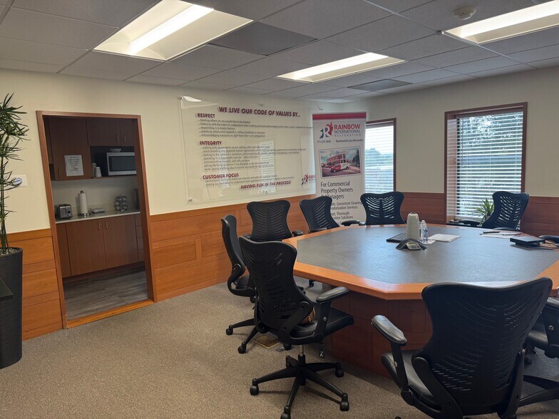 More Photos Of 7905 Kincannon Pl, Lorton Warehouse For Sale