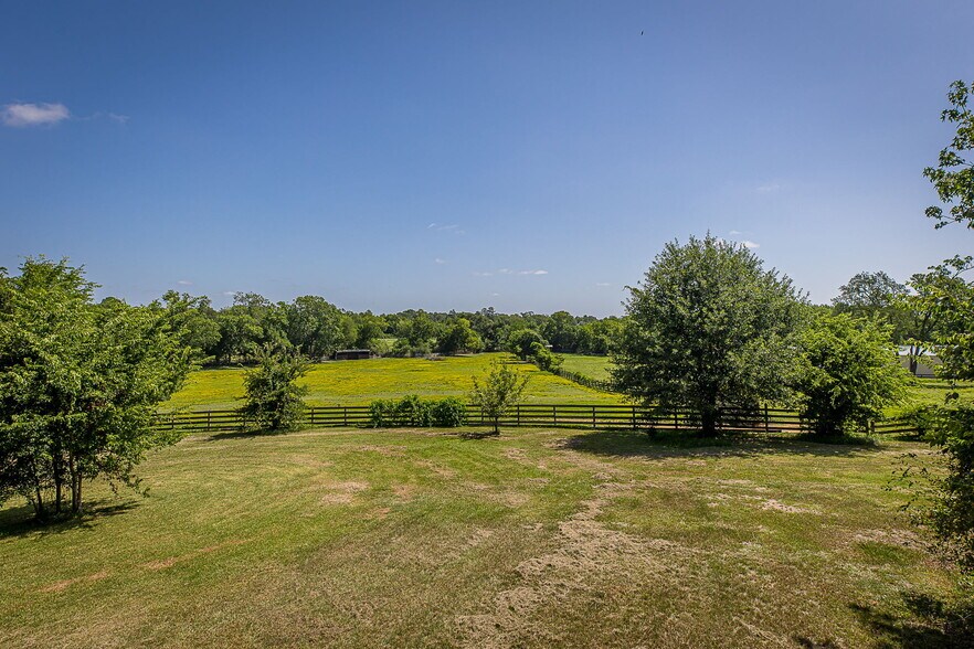 More Photos Of 26298 Hwy 105 W, Montgomery Land For Sale