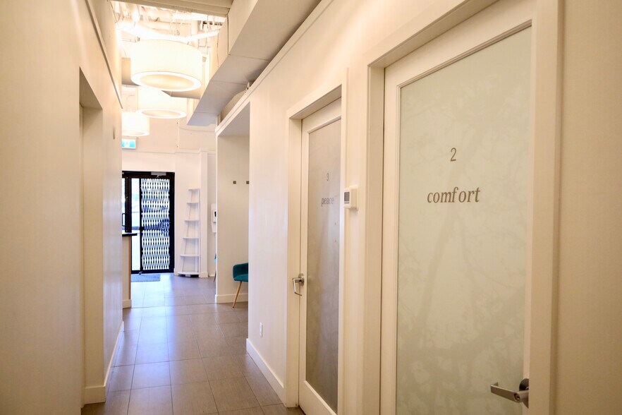 More Photos Of 1108 Richards St, Vancouver Apartments For Lease