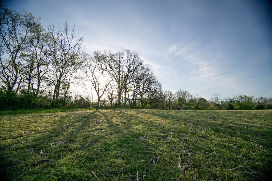 More Photos Of 2175 Dobbins Pike, Portland Land For Sale