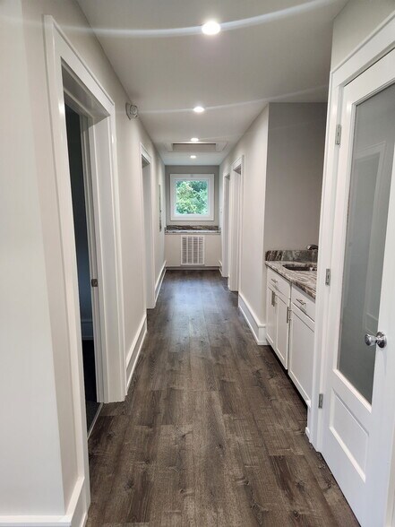 More Photos Of 314 W 4th North St, Summerville Medical For Sale