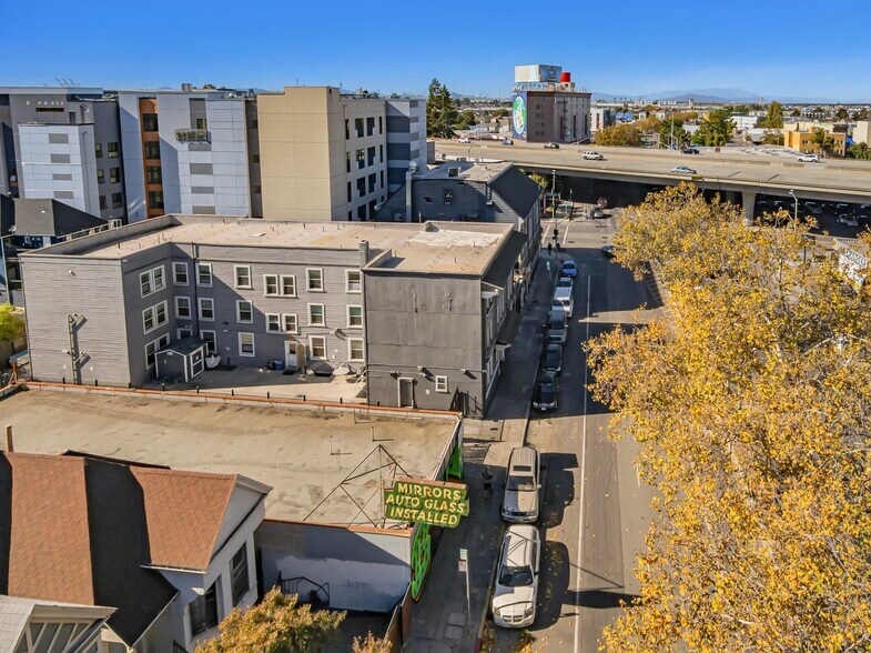 More Photos Of 635 W Grand Ave, Oakland Freestanding For Sale