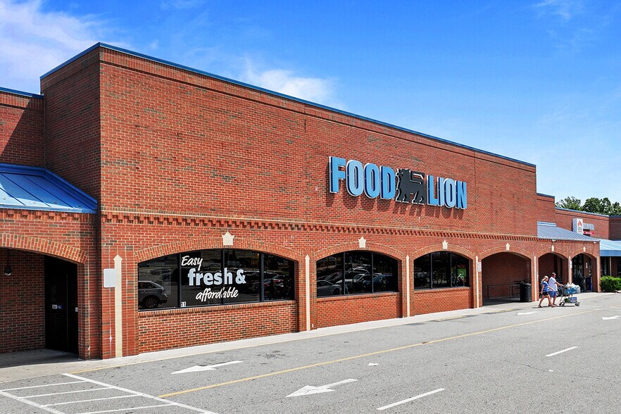 Primary Photo Of 1-34 Dunlop Village Cir, Colonial Heights Unknown For Lease