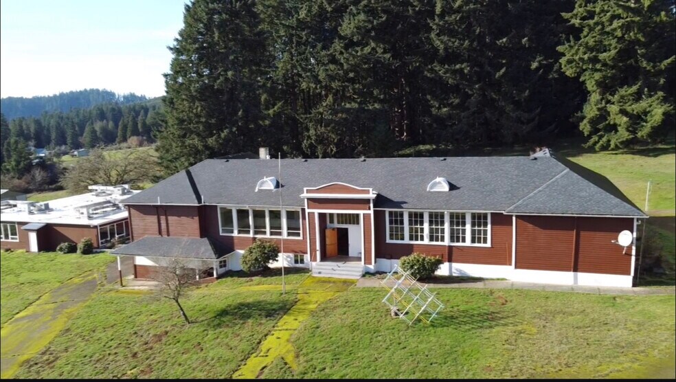 More Photos Of 80304 Old Lorane Hwy, Eugene Lodge Meeting Hall For Sale