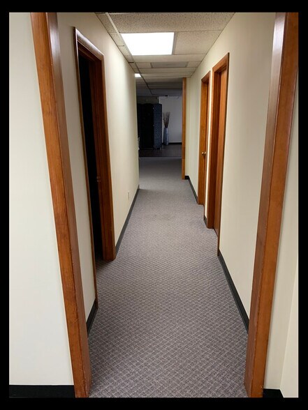 More Photos Of 55 S Progress Ave, Harrisburg Office For Sale