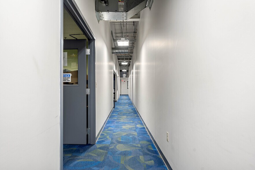 More Photos Of 63 Neck Rd, Haverhill Light Manufacturing For Sale