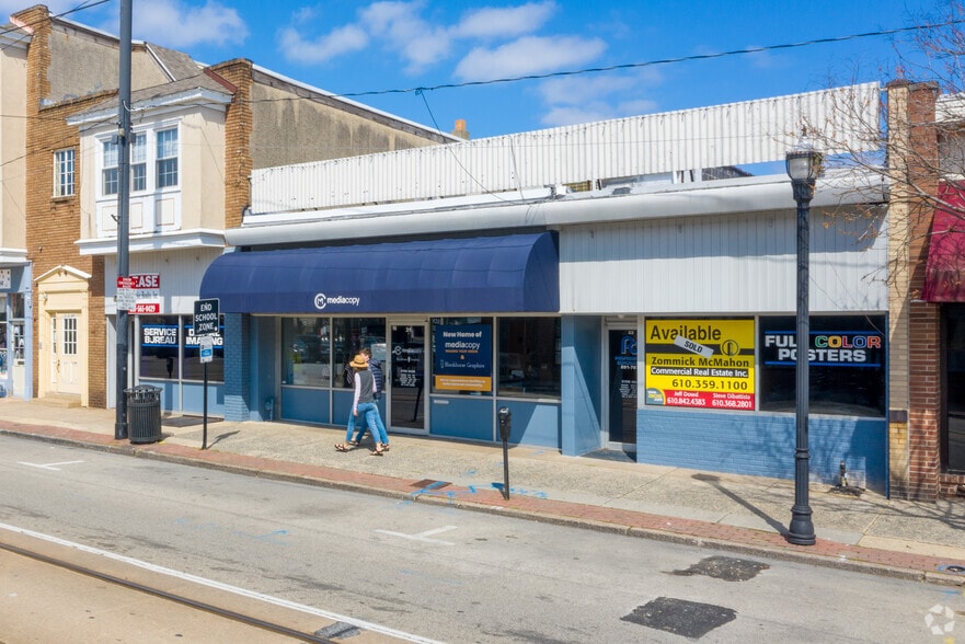 More Photos Of 31 E State St, Media Storefront For Lease