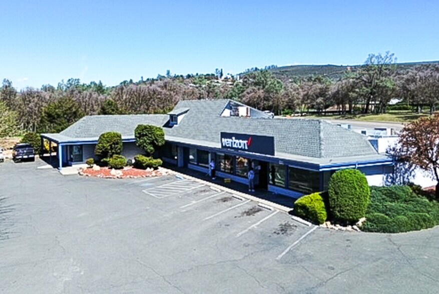 More Photos Of 4456 Manzanita Ave, Clearlake Storefront Retail Office For Sale