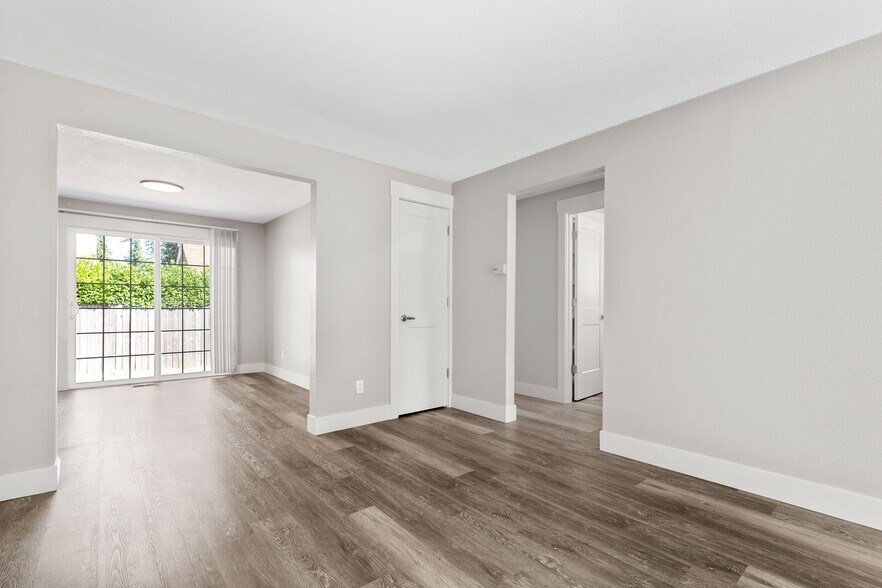 More Photos Of 201-307 Trees Ct, Silverton Apartments For Sale