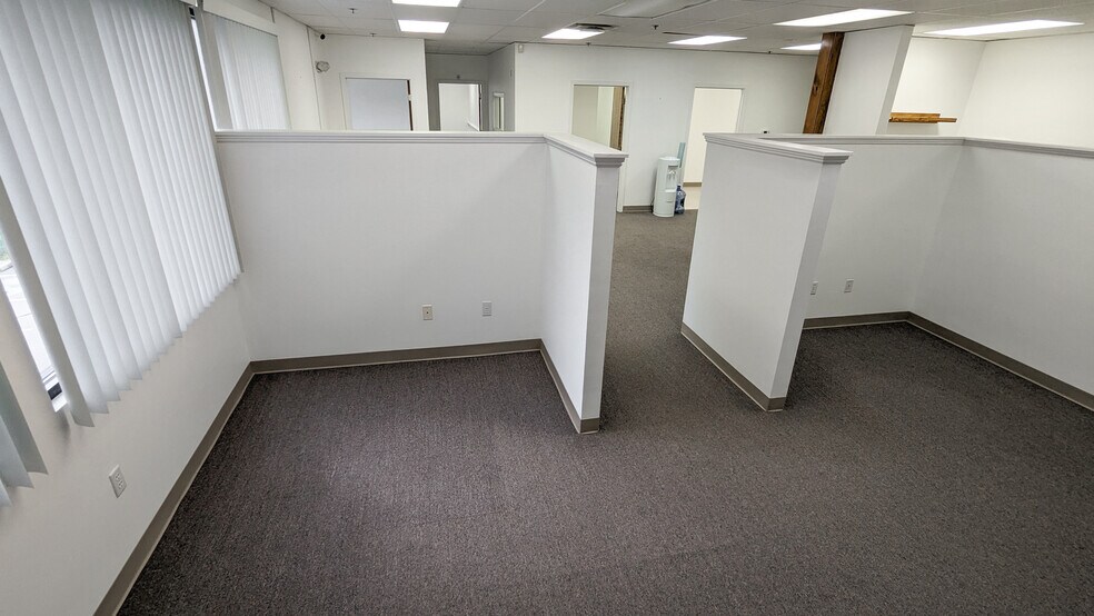 More Photos Of 1795 Boston Post Rd, Guilford Office For Sale