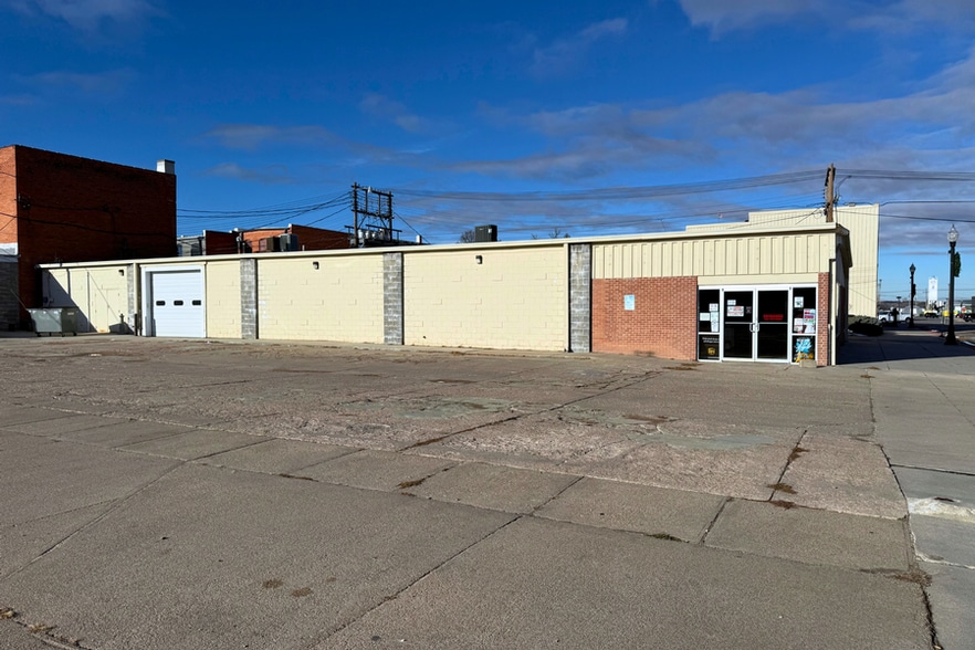 Primary Photo Of 237 S 15th St, Ord Freestanding For Sale