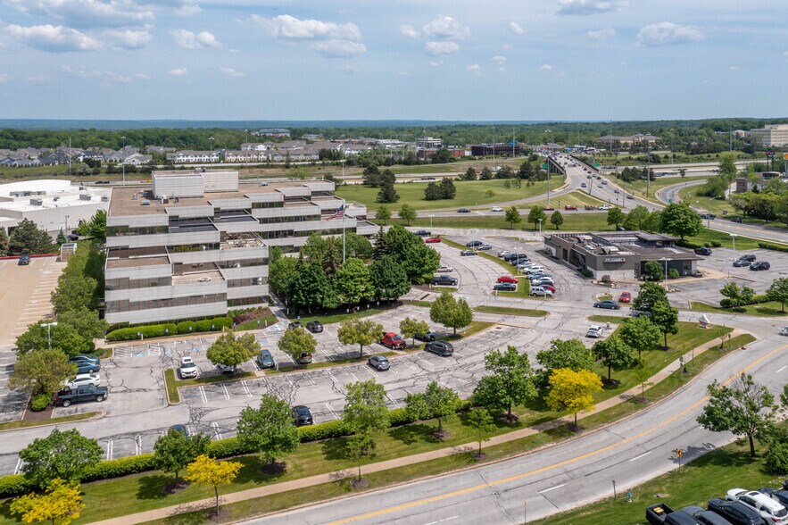 Primary Photo Of 3401 Enterprise Pky, Beachwood Office For Lease