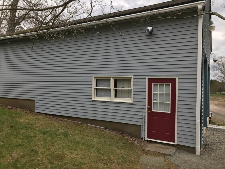 More Photos Of 12 Goose Ln, Tolland Office For Lease