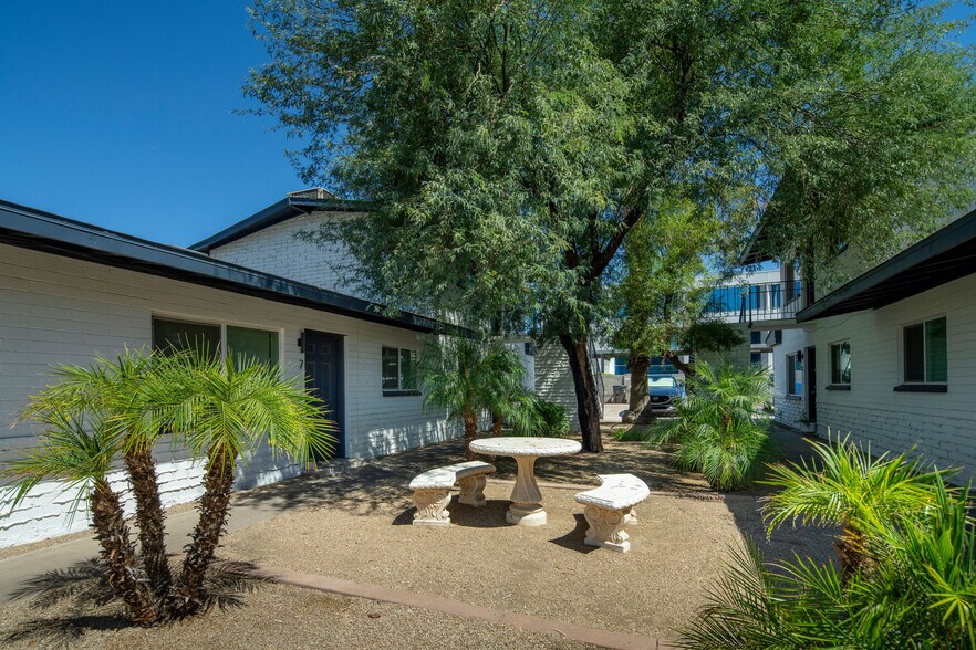 Primary Photo Of 1934 E Fairmount Ave, Phoenix Apartments For Sale