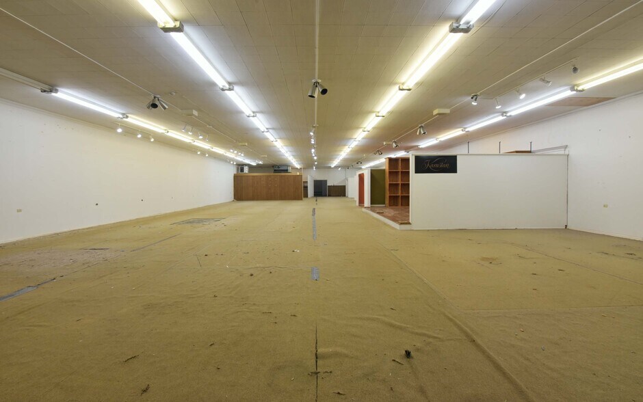 More Photos Of 511 W Broad Ave, Albany General Retail For Sale