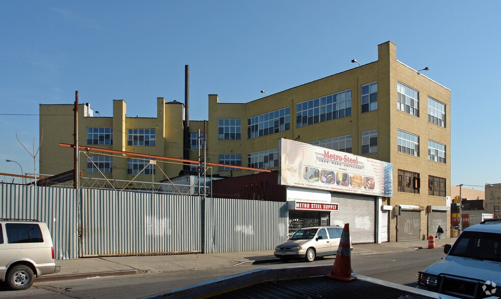 More Photos Of 119 Knickerbocker Ave, Brooklyn Apartments For Lease