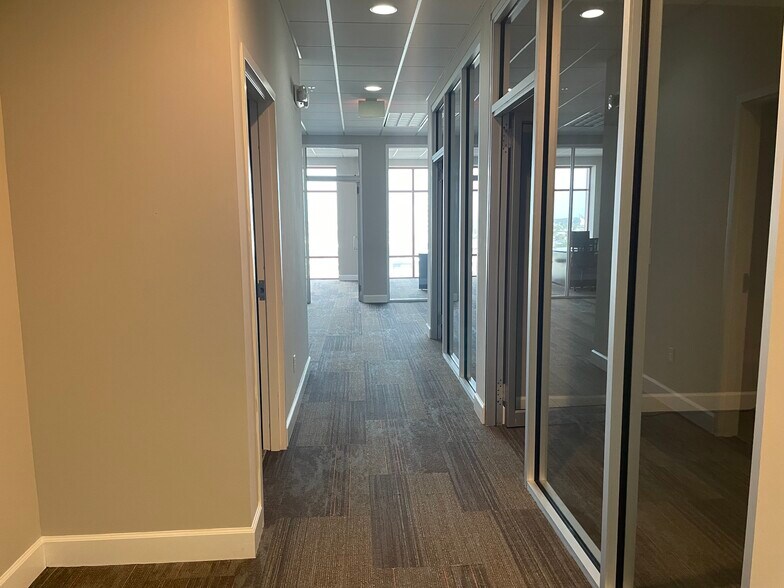 More Photos Of 320 1st St N, Jacksonville Beach Office Residential For Sale