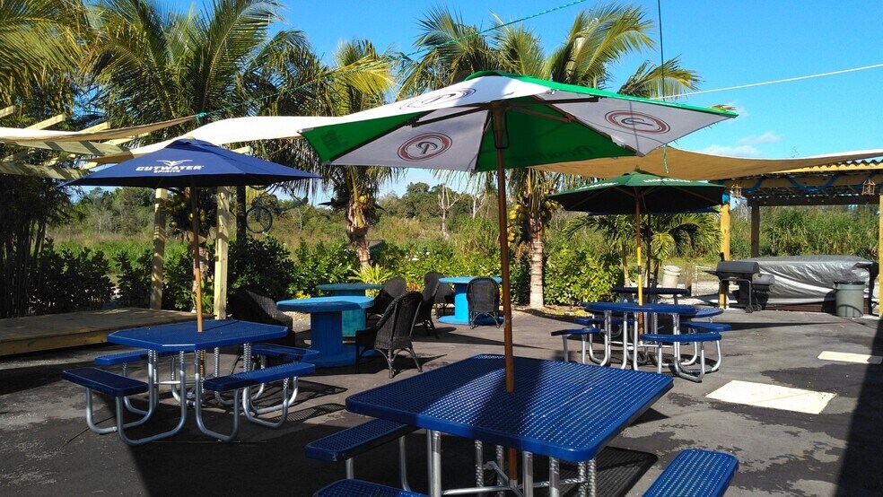 More Photos Of 35800 S Dixie Hwy, Florida City Restaurant For Sale