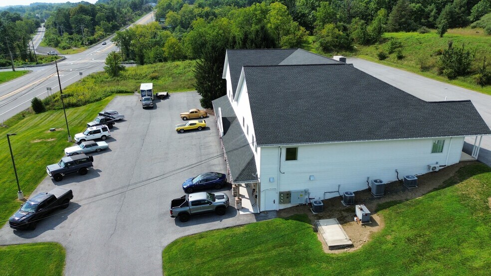More Photos Of 200 Pine Brook Pl, Orwigsburg Office For Sale