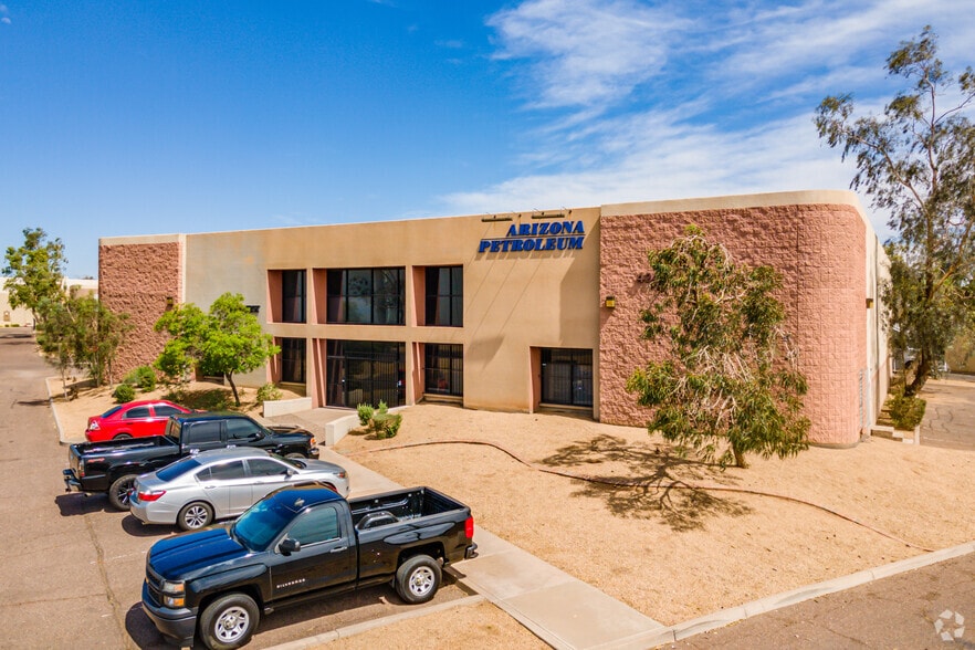 More Photos Of 4247 W Adams St, Phoenix Warehouse For Sale