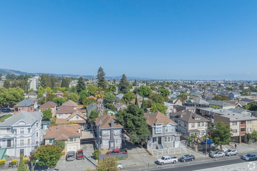More Photos Of 1832 Fruitvale Ave, Oakland Apartments For Sale