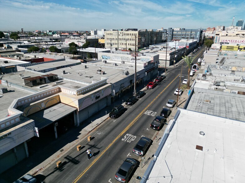 More Photos Of 1116 E 12th St, Los Angeles Warehouse For Lease