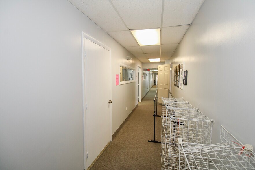 More Photos Of 2801 Columbus Ave, Sandusky Freestanding For Sale