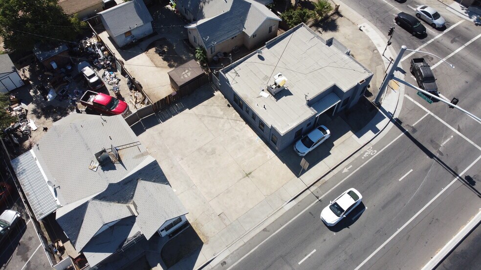 More Photos Of 1428 Richland St, Bakersfield Freestanding For Sale