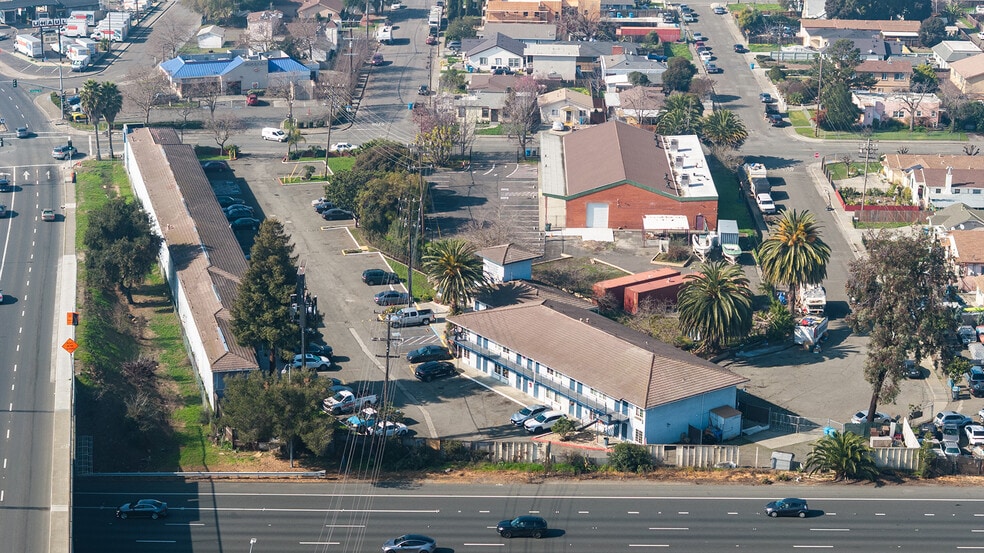 More Photos Of 4 Mariposa St, Vallejo Hotel For Sale