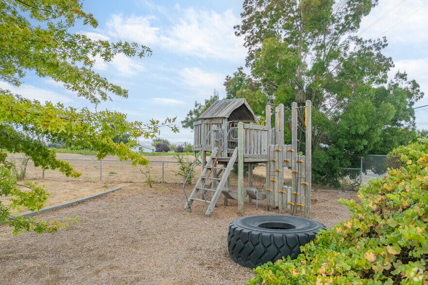 More Photos Of 1680 Los Carneros Ave, Napa Schools For Sale