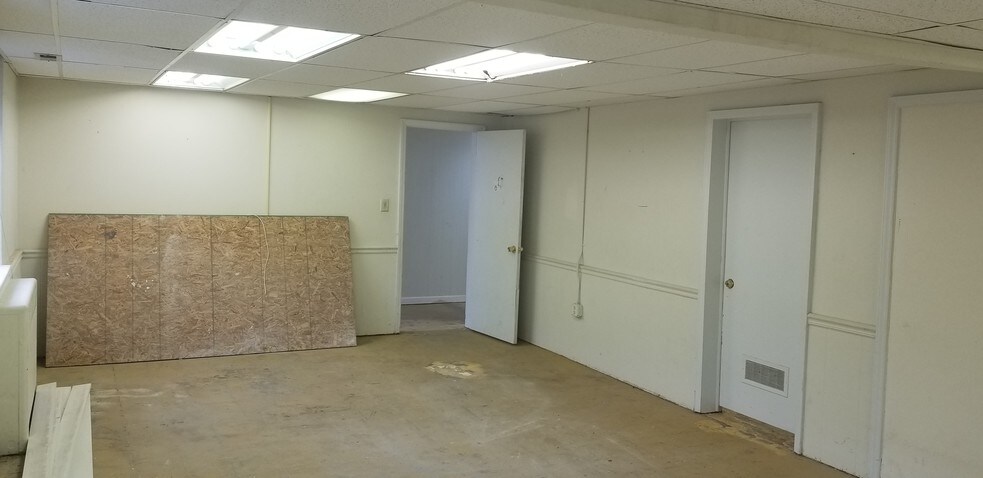 More Photos Of 318 S South St, Gastonia Office For Lease
