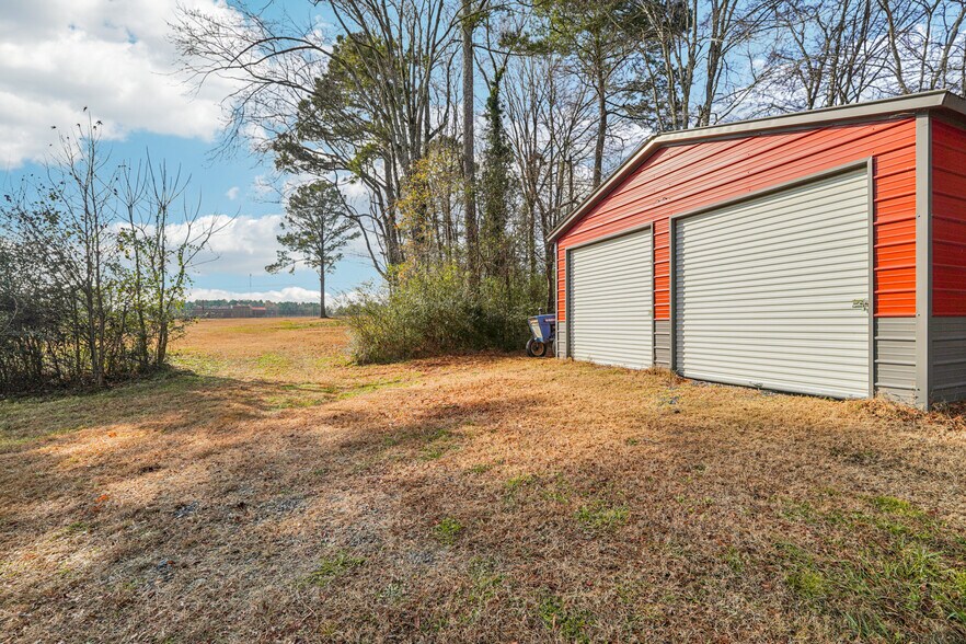 More Photos Of 510 Lillys Bridge Rd, Mount Gilead Flex For Sale