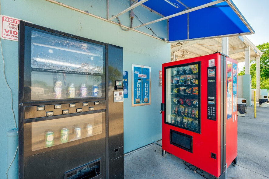 More Photos Of 1451 N Nova Rd, Daytona Beach Carwash For Sale