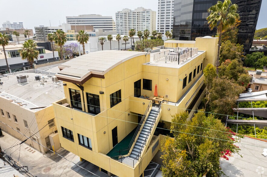 More Photos Of 1149 3rd St, Santa Monica Loft Creative Space For Sale