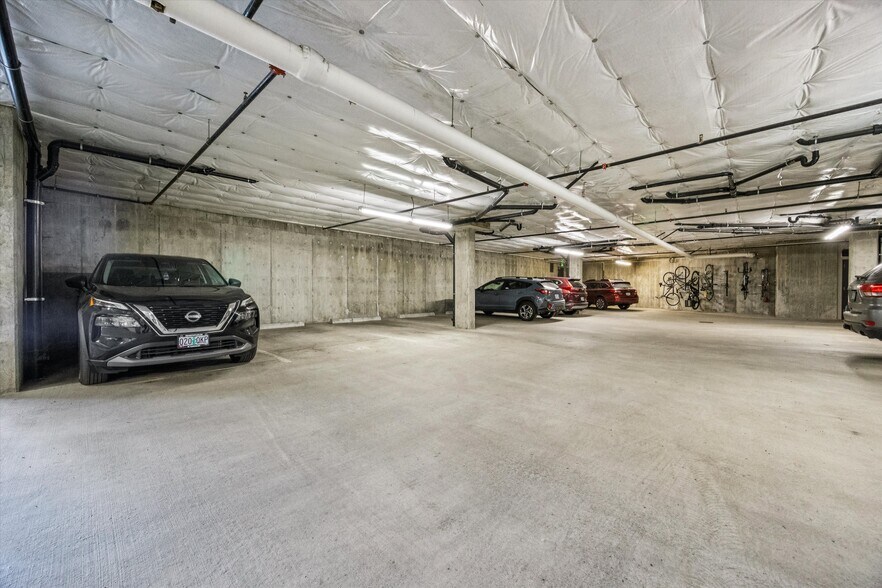 More Photos Of 2926 SW 4th Ave, Portland Apartments For Sale