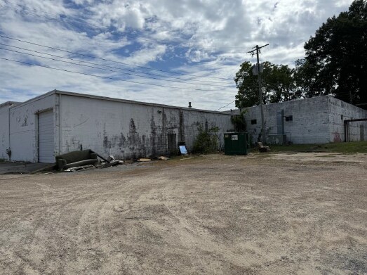 More Photos Of 425 W Main St, Senatobia Freestanding For Sale