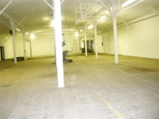 More Photos Of 901 9th St, Rockford Manufacturing For Lease