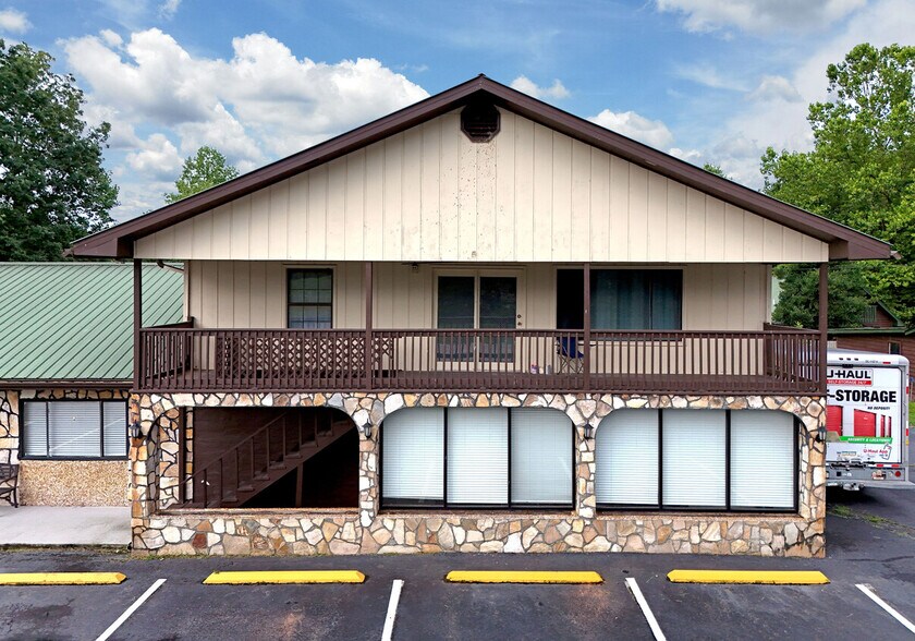 More Photos Of 10 Deer Crossing Trl, Blairsville Office For Lease