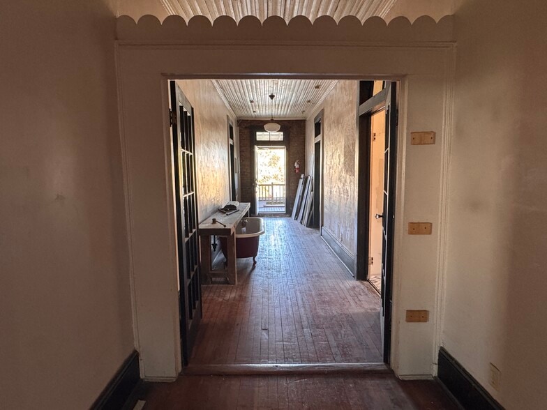 More Photos Of 2720 Cleveland St, Elloree Storefront Retail Residential For Sale