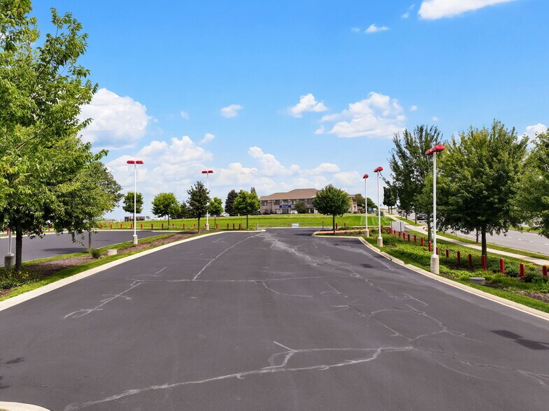 More Photos Of 2501 East Springs Dr, Madison Auto Dealership For Sale