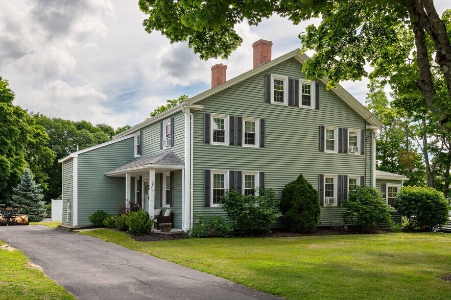 More Photos Of 22-26 School St, Merrimac Office For Sale