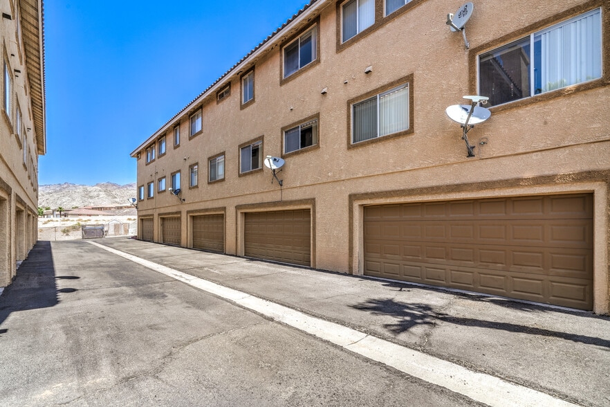More Photos Of 3400 Dry Gulch Dr, Laughlin Apartments For Sale