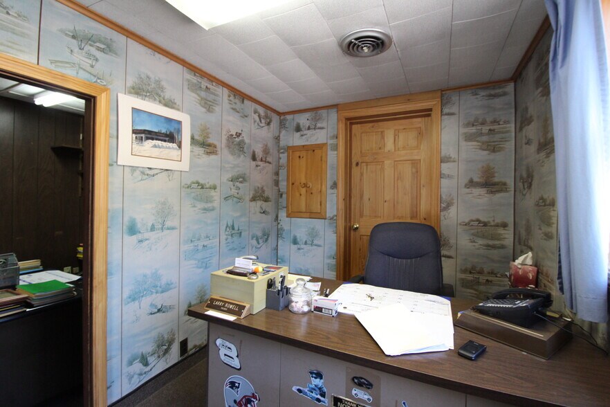More Photos Of 20 Estes Ave, Palmyra Auto Dealership For Sale