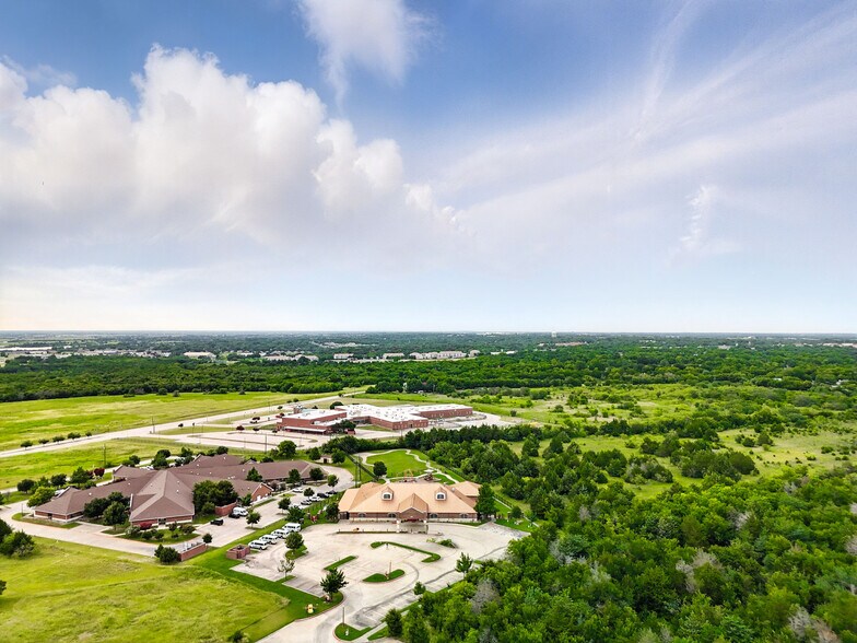 More Photos Of 1700 Cedar Run, Ennis Daycare Center For Sale